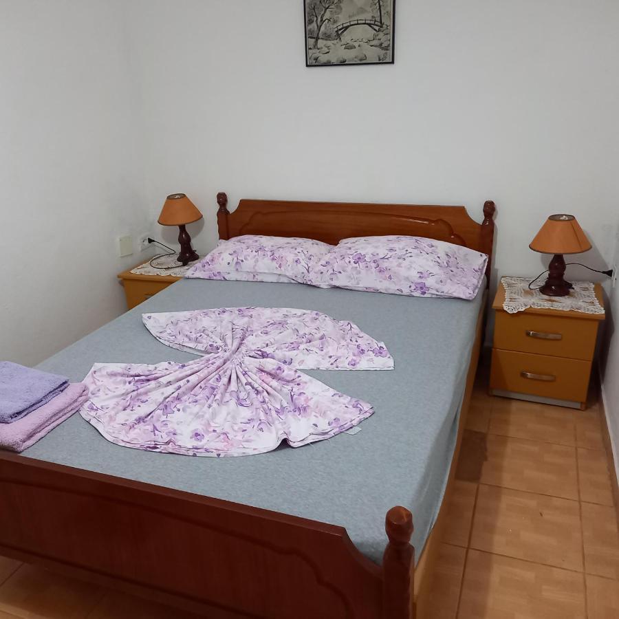 Mustafaraj Apartments Ksamil Eksteriør billede