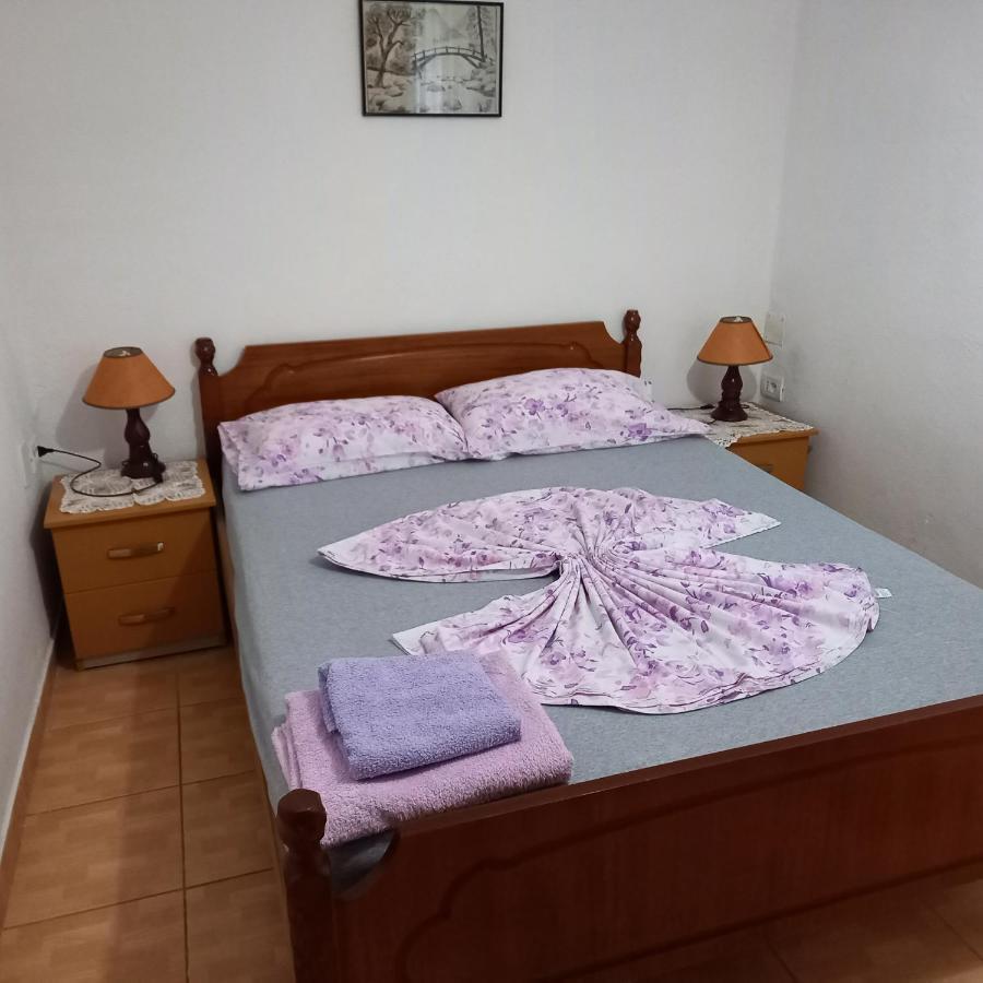 Mustafaraj Apartments Ksamil Eksteriør billede