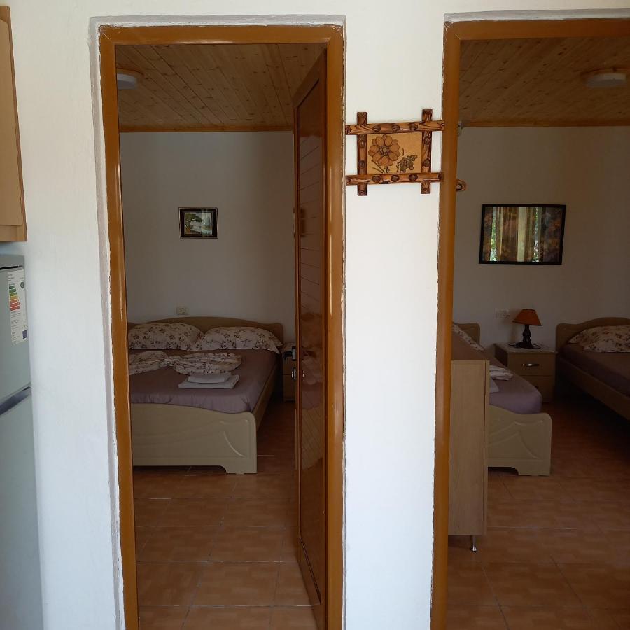 Mustafaraj Apartments Ksamil Eksteriør billede