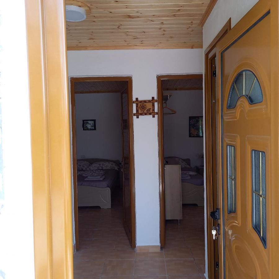 Mustafaraj Apartments Ksamil Eksteriør billede