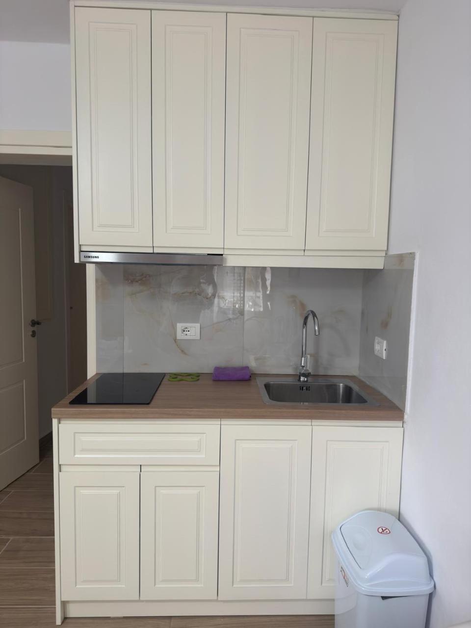 Mustafaraj Apartments Ksamil Eksteriør billede