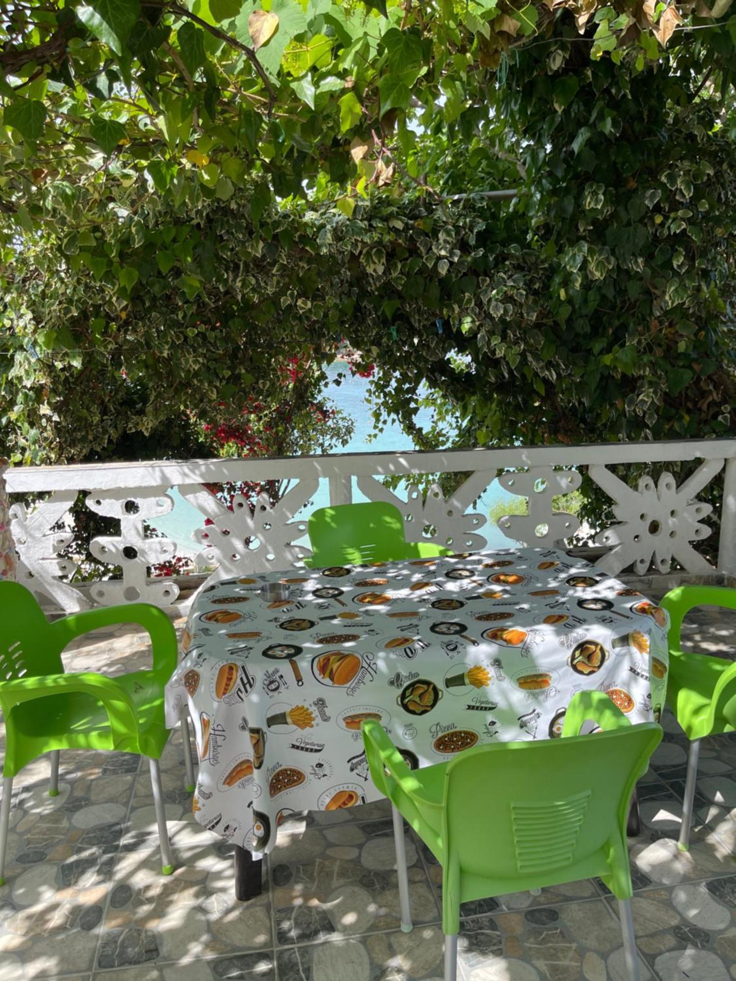 Mustafaraj Apartments Ksamil Eksteriør billede
